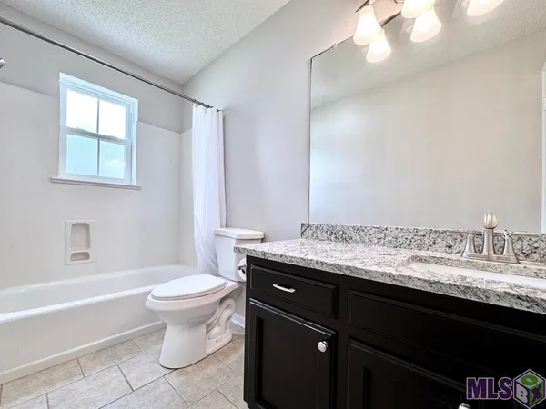 $2,150 | 18440 Lakefield Avenue, Baton Rouge, LA 70817