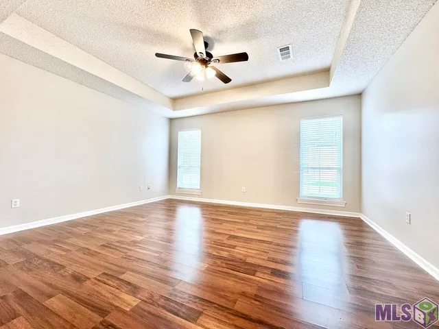 $2,150 | 18440 Lakefield Avenue, Baton Rouge, LA 70817