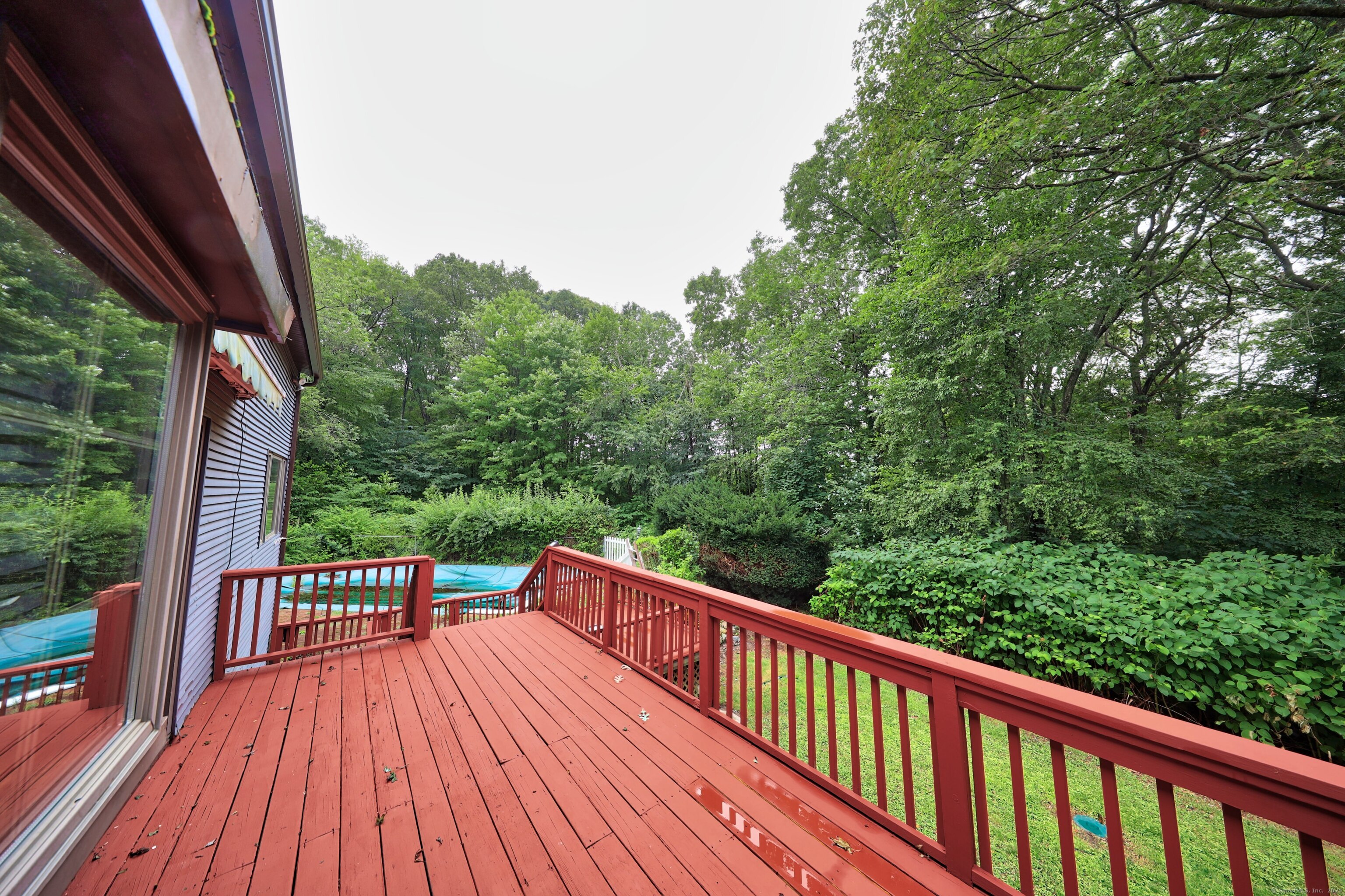 3 Rozum Circle Prospect, CT 06712 - Photo 36 of 40 a view of balcony of a house
