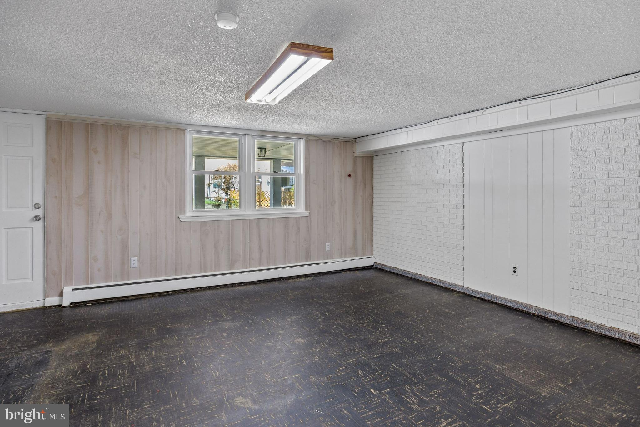 9921 South Canterbury Road Philadelphia, PA 19114 - Photo 24 of 29 Gallery Image 24