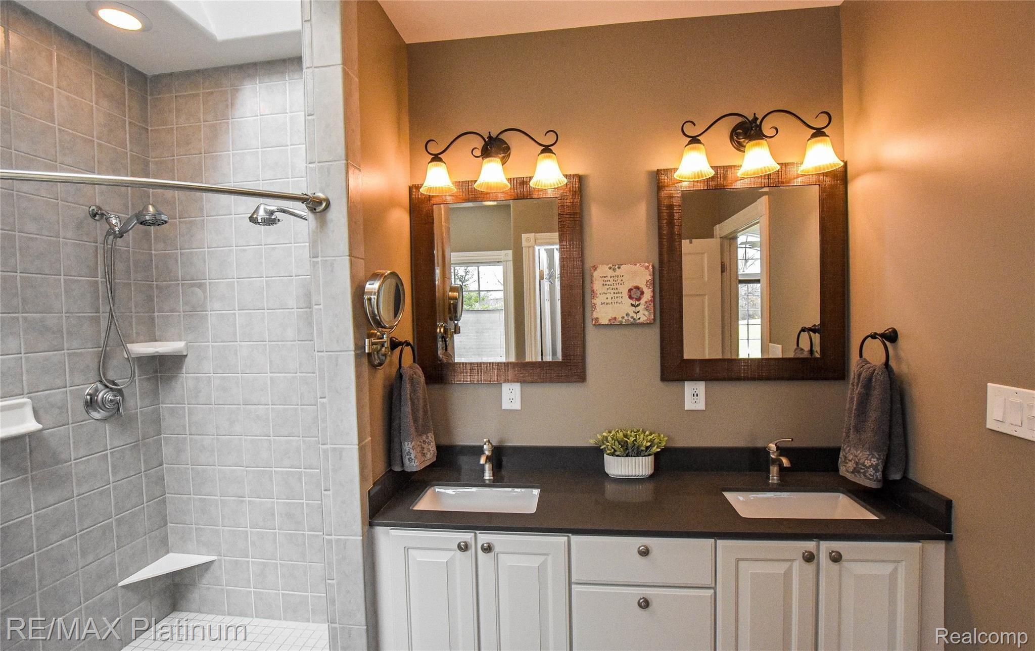 1410 Henderson Road Howell, MI 48855 - Photo 30 of 55 DSC_9660.jpg