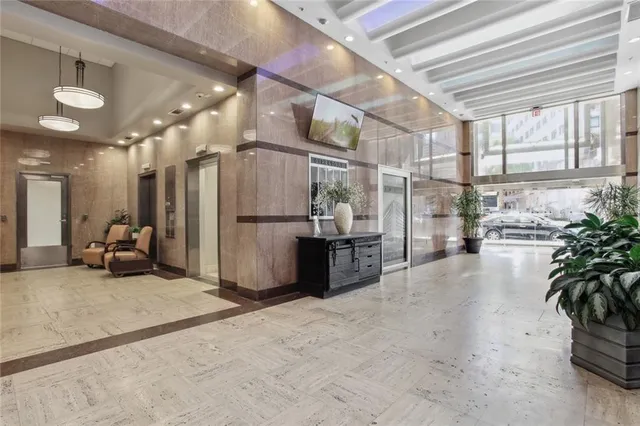 $784,000 | 1111 Tulane Avenue, Unit 716, New Orleans, LA 70112