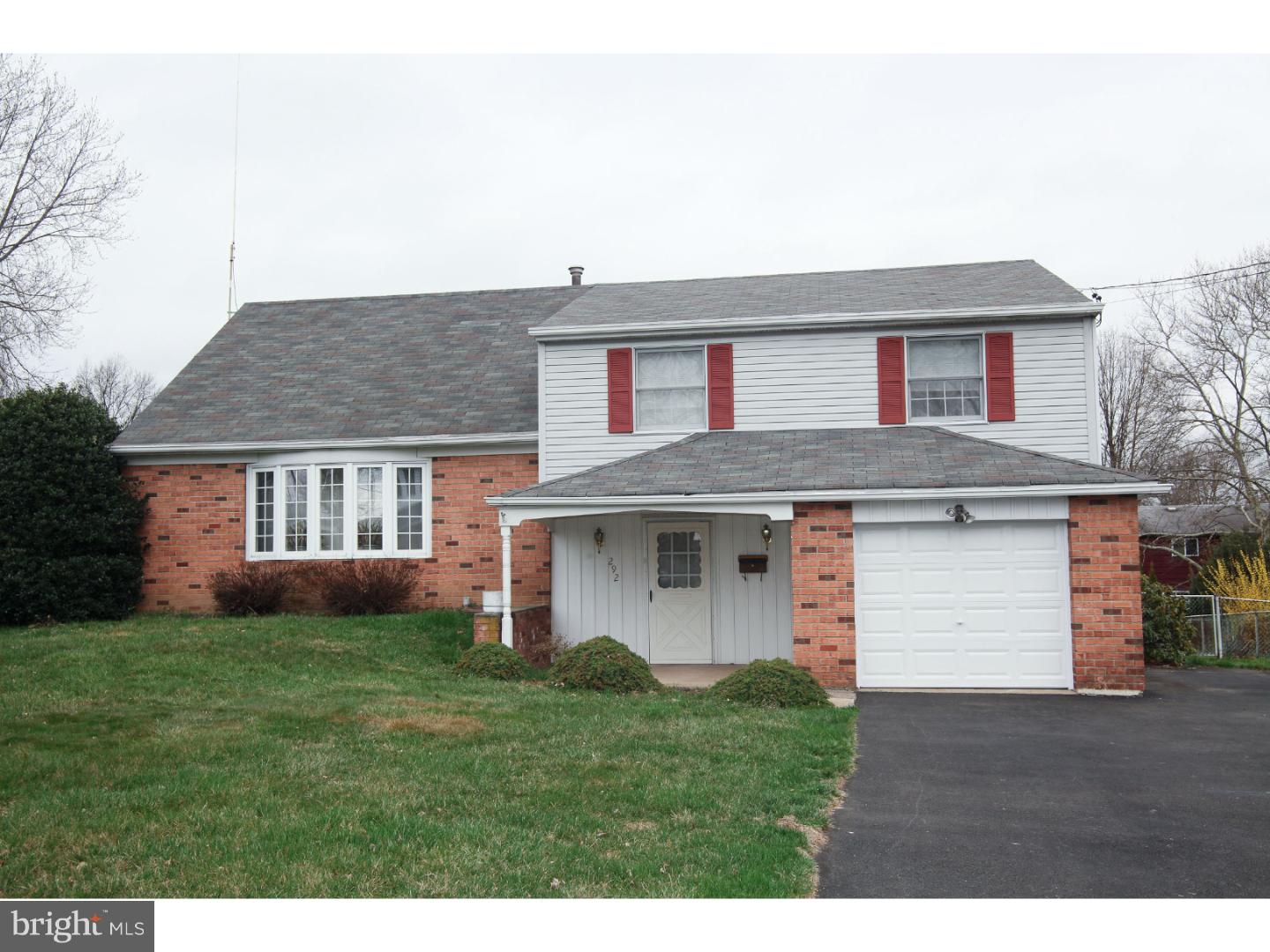 292 Surrey Road Warminster, PA 18974 - Photo 1 of 18 Gallery Image 1