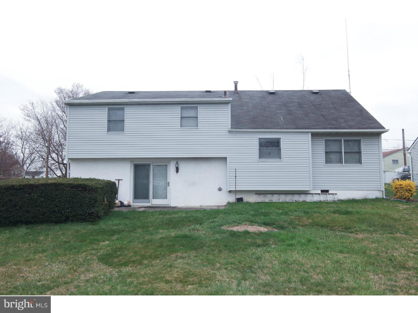 292 Surrey Road Warminster, PA 18974 - Photo 17 of 18 Gallery Image 17