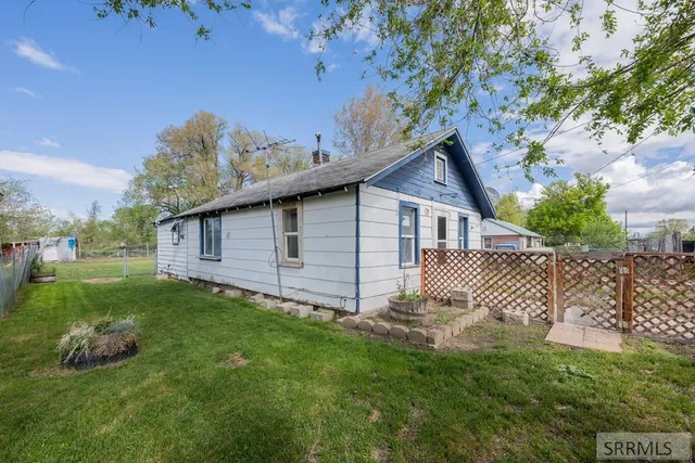 $64,900 | 1429 D Avenue, Fort Hall, ID 83202