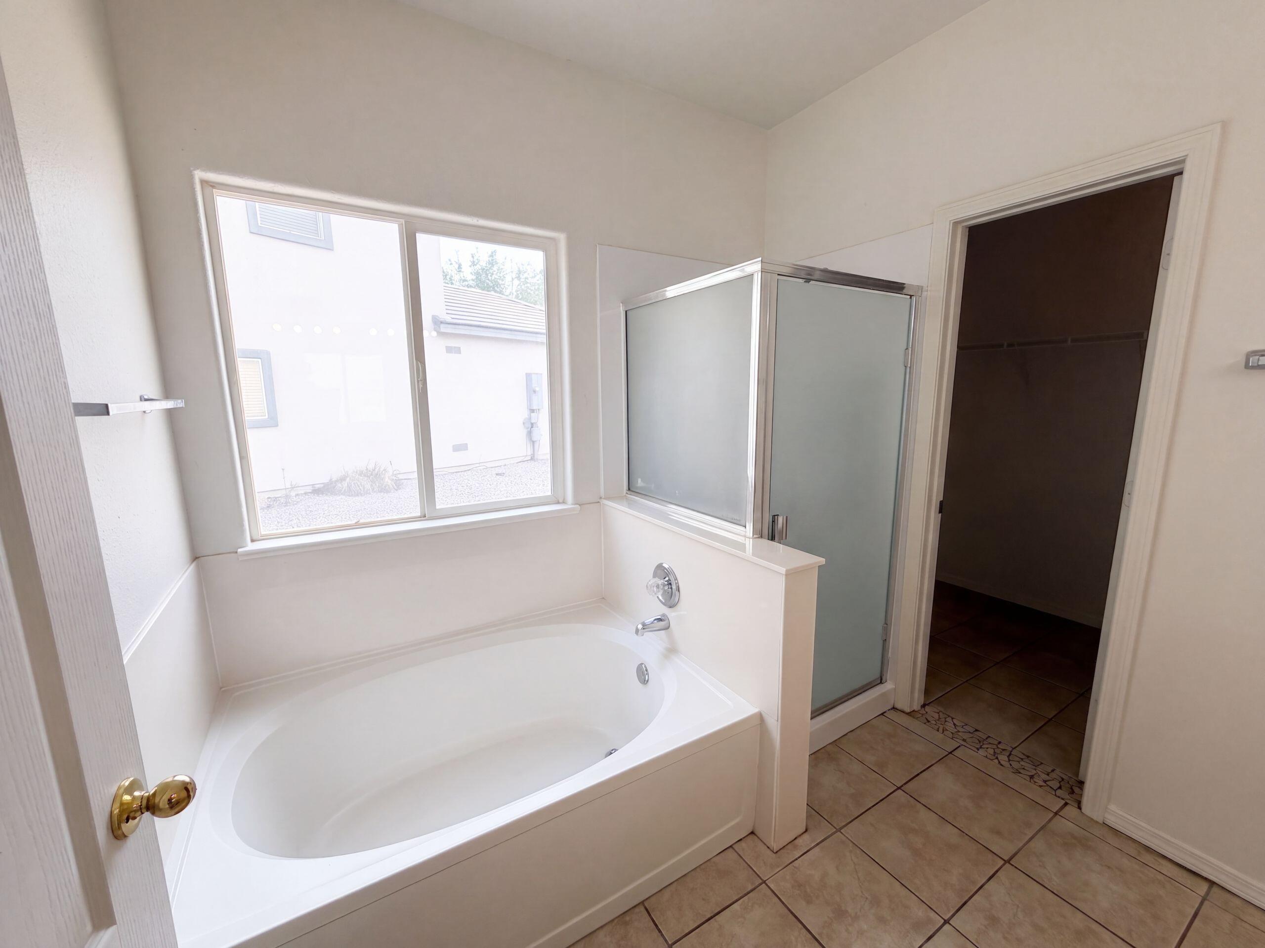696 Troon Drive Southeast Rio Rancho, NM 87124 - Photo 11 of 23 Gallery Image 11