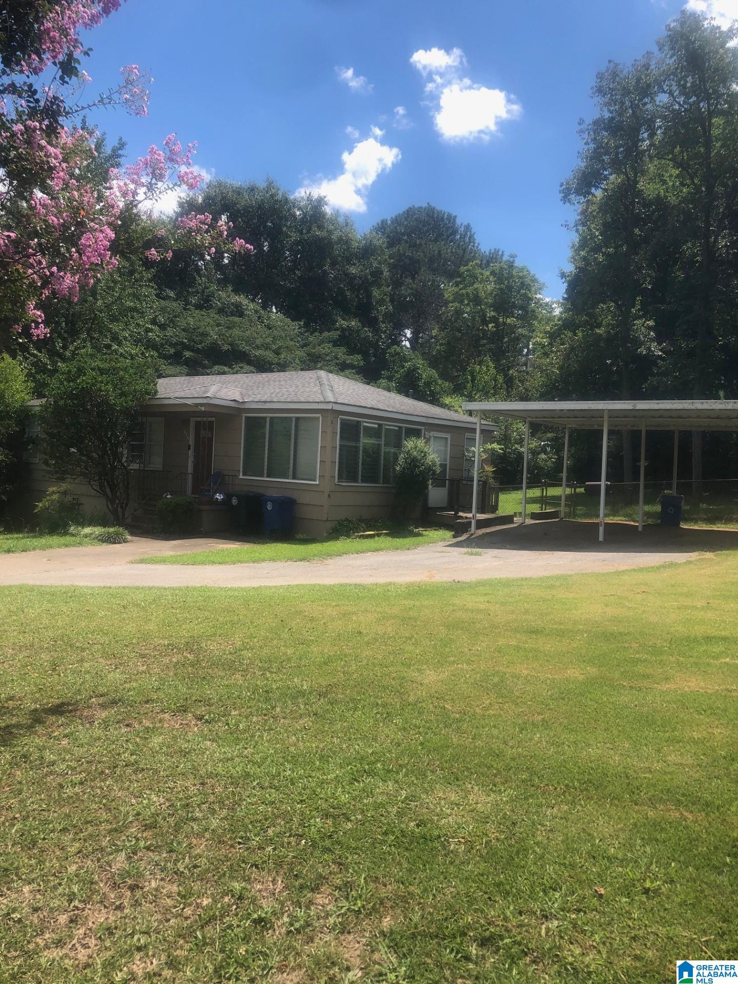 616 Lee Road Birmingham, AL 35215 - Photo 2 of 5