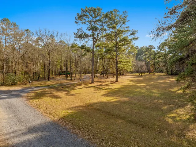 $1,200,000 | 245 Kingrail Lane, Huger, SC 29450