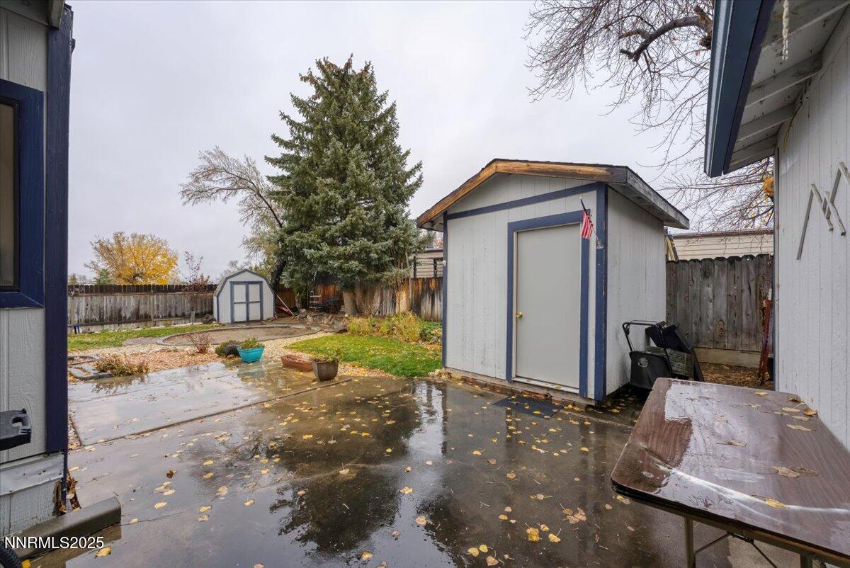 485 Capricorn Circle Reno, NV 89521 - Photo 27 of 31 a view of backyard of the house