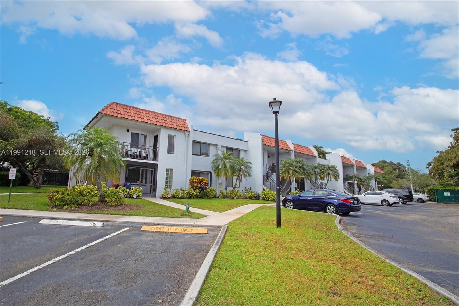 304 Racquet Club Road, Unit 203 Weston, FL 33326 - Photo 5 of 48