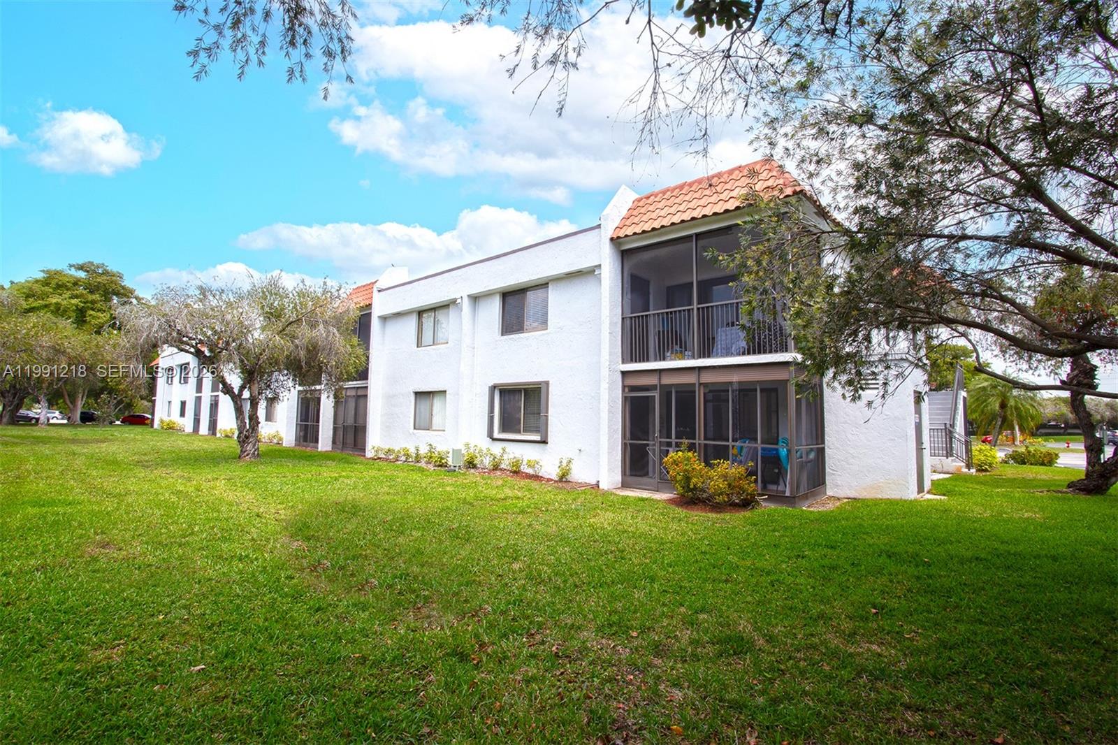 304 Racquet Club Road, Unit 203 Weston, FL 33326 - Photo 6 of 48