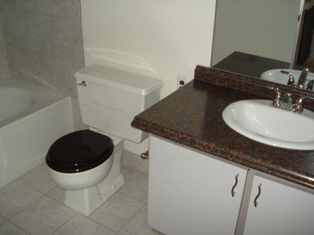 29188 Evergreen Road Southfield, MI 48076 - Photo 7 of 7 31078444-6.JPG