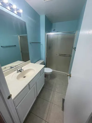 $2,800 | 76 Canterbury Trail, Romeoville, IL 60446