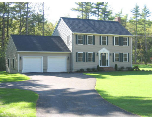876 Main Street Wareham, MA 02576 - Photo 1 of 11 Gallery Image 1