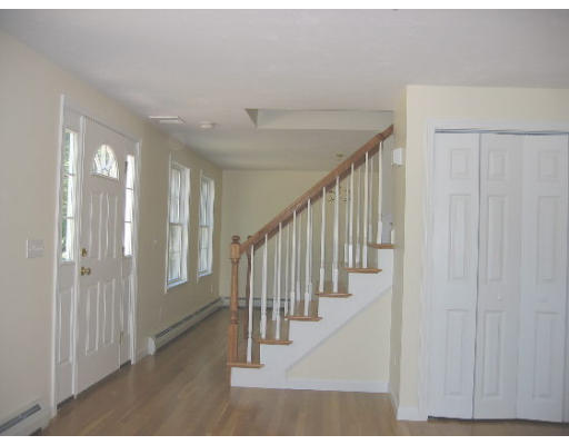 876 Main Street Wareham, MA 02576 - Photo 3 of 11 Gallery Image 3