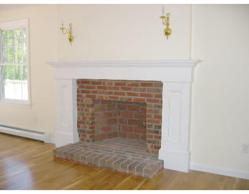 876 Main Street Wareham, MA 02576 - Photo 4 of 11 Gallery Image 4