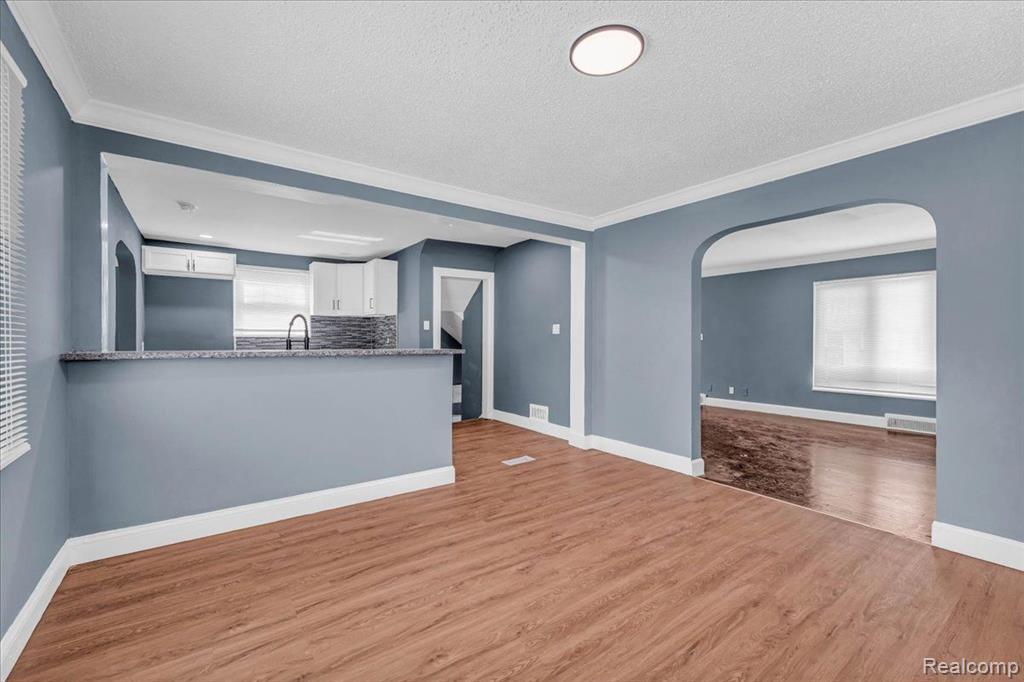 14318 Rutherford Street Detroit, MI 48227 - Photo 14 of 27