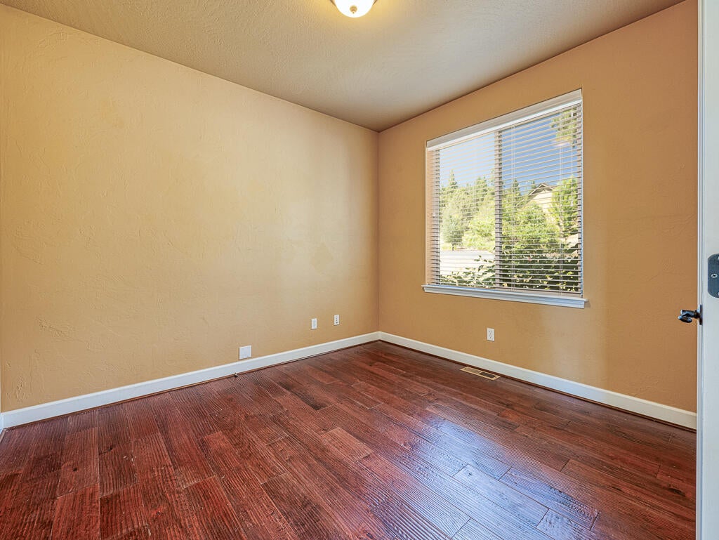 1096 Timber Ridge Loop Klamath Falls, OR 97601 - Photo 10 of 40 1096 Timber Ridge-10