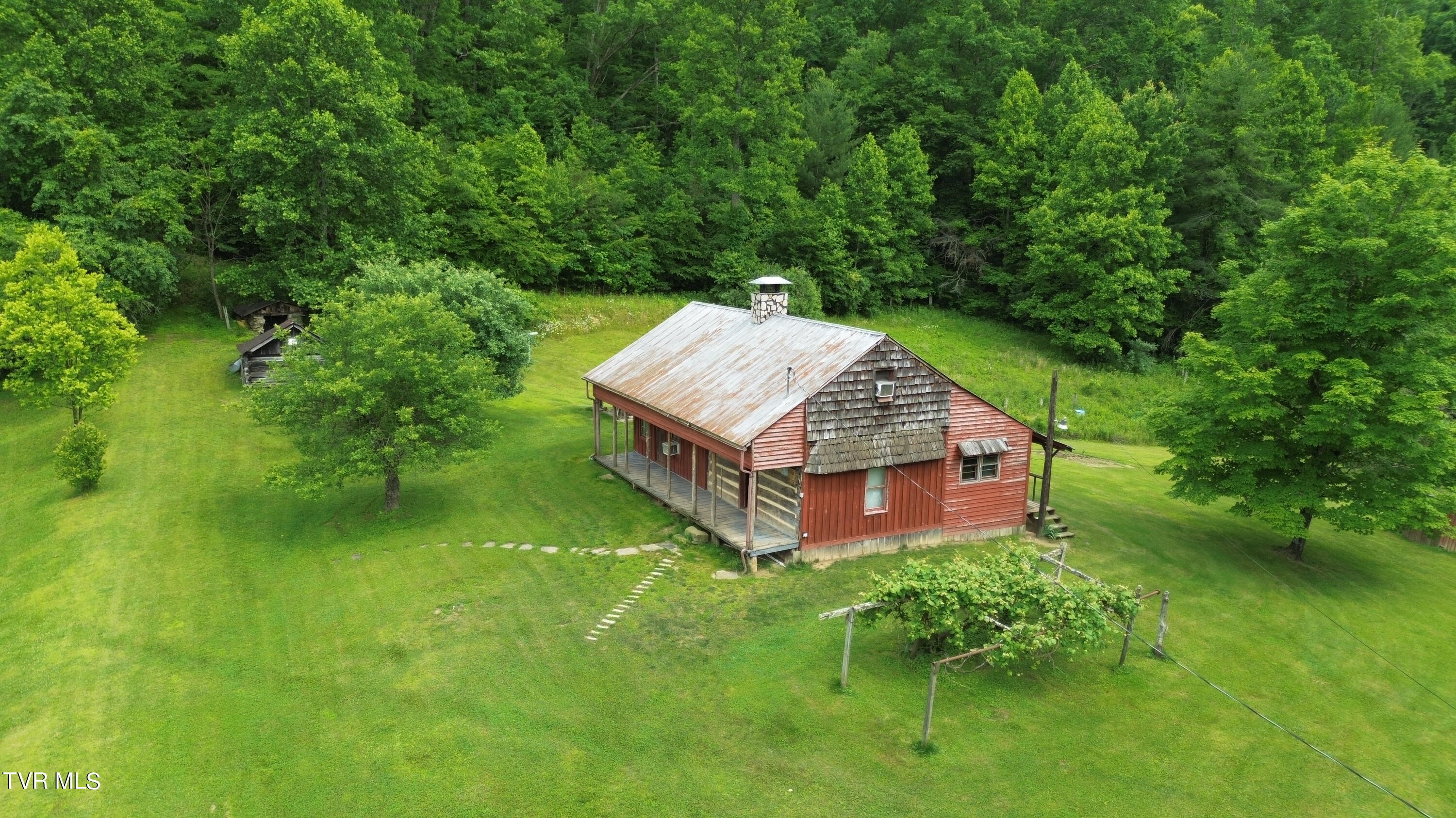 639 Dream Farm Road Birchleaf, VA 24220 - Photo 5 of 153 DJI_0104