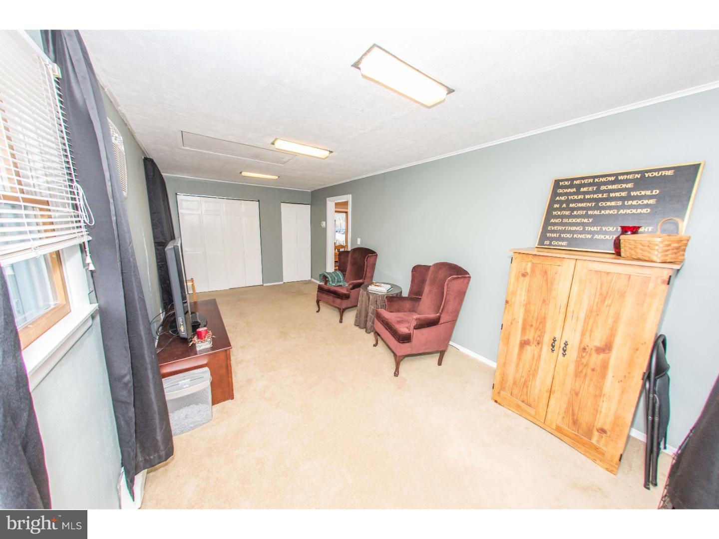 51 Hedge Road Levittown, PA 19056 - Photo 14 of 25 Gallery Image 14