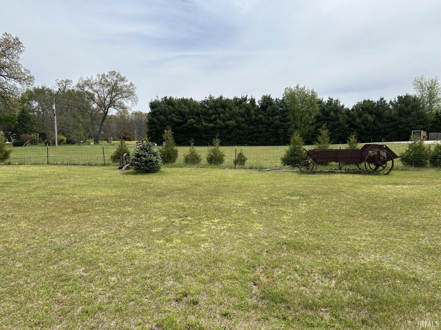 10105 East 150 North Grovertown, IN 46531 - Photo 18 of 19