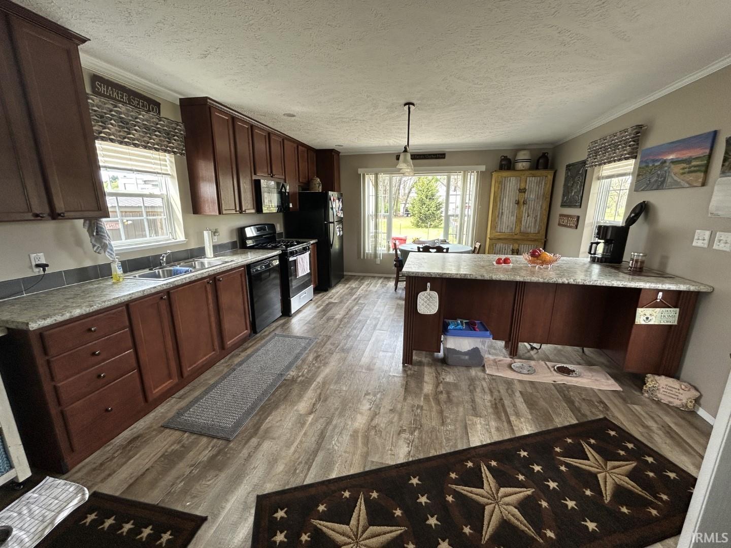 10105 East 150 North Grovertown, IN 46531 - Photo 5 of 19