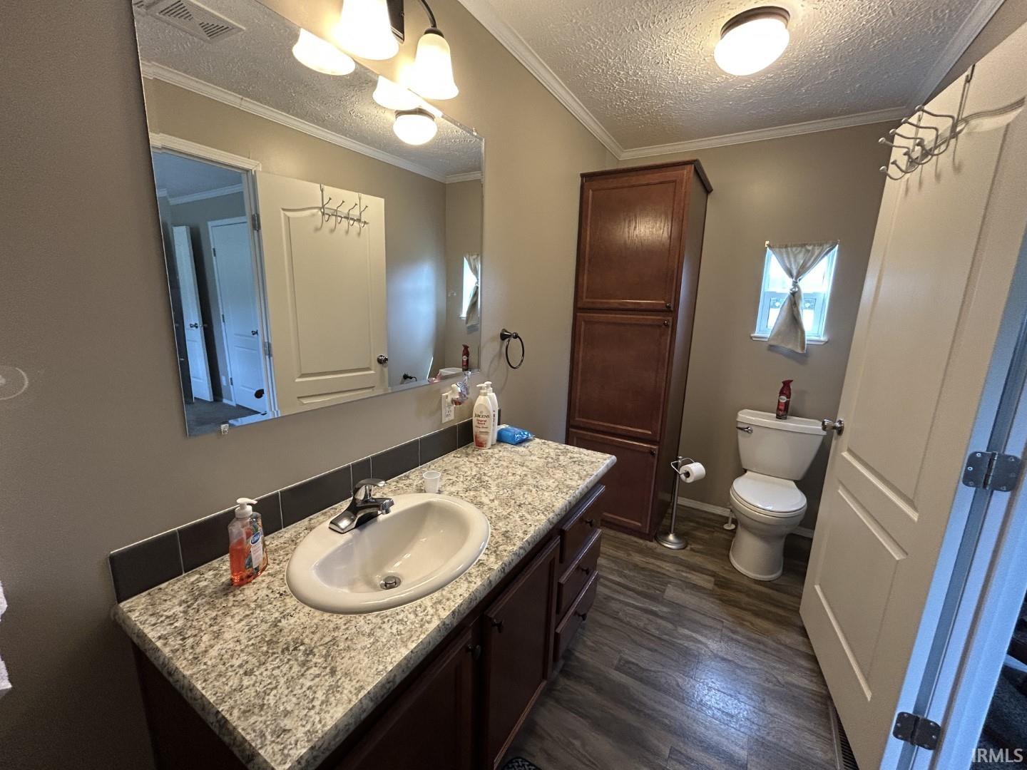 10105 East 150 North Grovertown, IN 46531 - Photo 9 of 19
