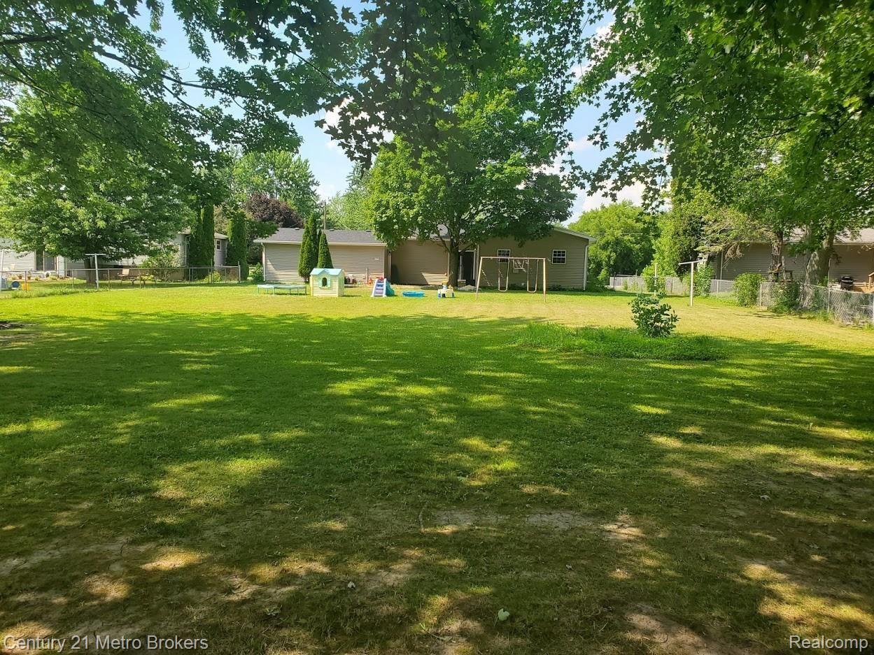 8110 East Potter Road Davison, MI 48423 - Photo 17 of 19 Backyard 1.jpg