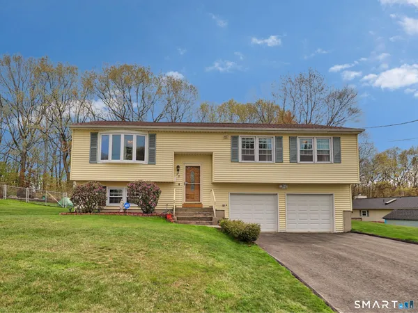 $399,900 | 39 Marita Drive, Waterbury, CT 06705