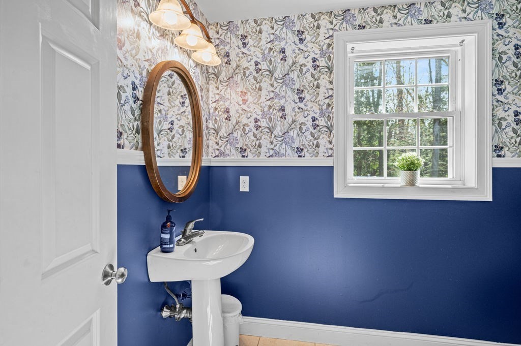 10 Caitlin Road, Unit 10 Salisbury, MA 01952 - Photo 15 of 33