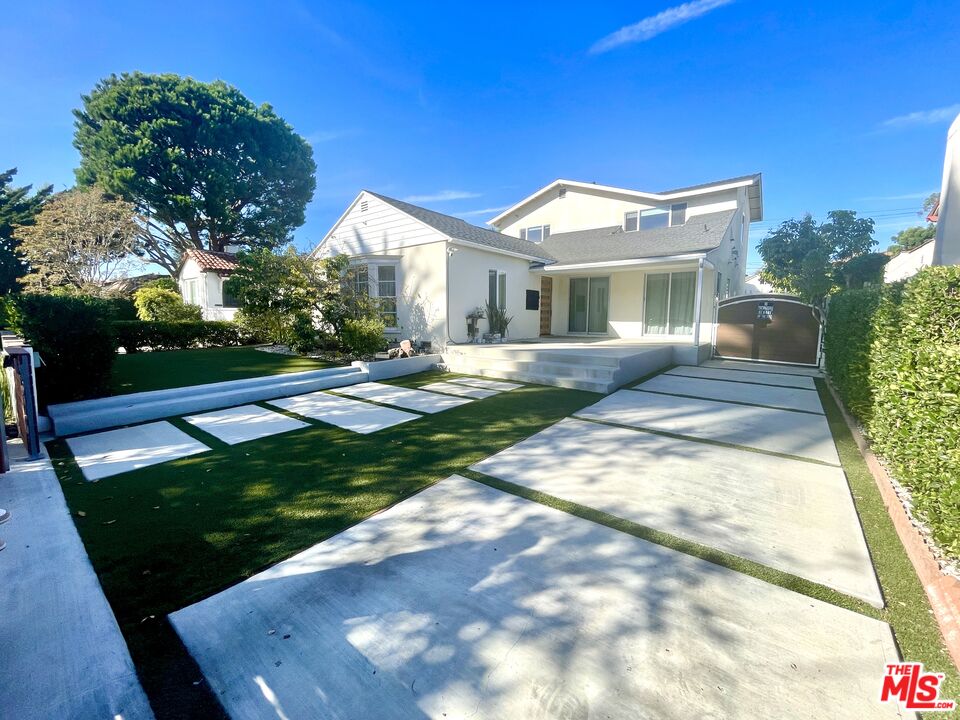 2248 Greenfield Avenue, Los Angeles, CA 90064 Compass