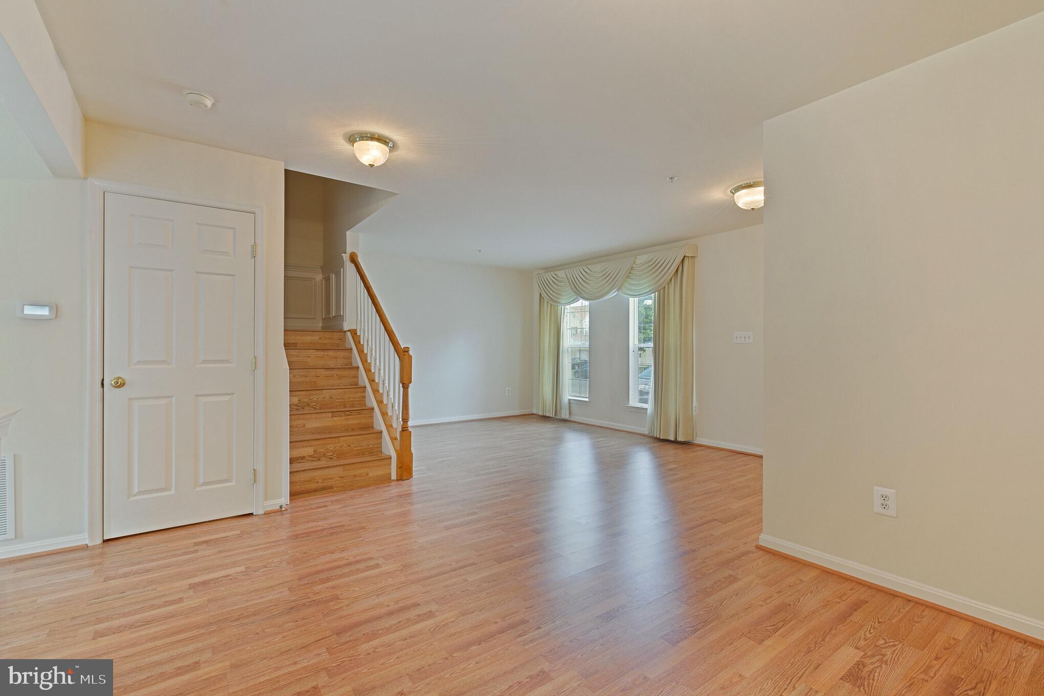 8205 Foxhall Road Clinton, MD 20735 - Photo 8 of 31 Gallery Image 8
