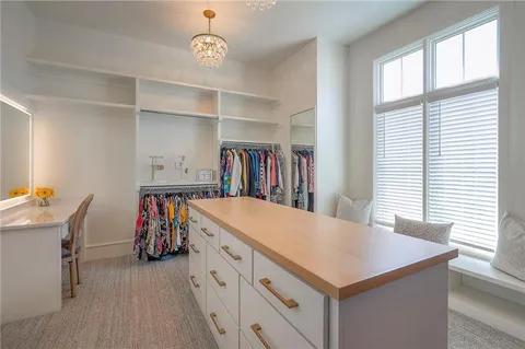 $1,149,950 | 7736 North Donnelly Avenue, Kansas City, MO 64158