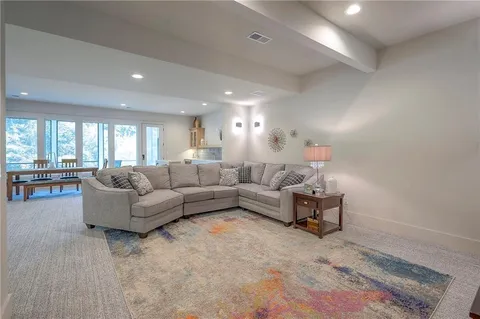 $1,149,950 | 7736 North Donnelly Avenue, Kansas City, MO 64158