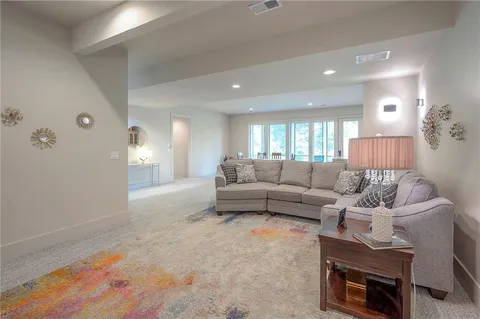 $1,149,950 | 7736 North Donnelly Avenue, Kansas City, MO 64158