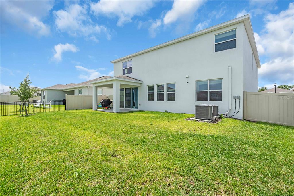 18015 Fattoria Terrace Lakewood Ranch, FL 34211 - Photo 37 of 47