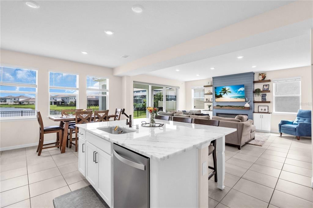 18015 Fattoria Terrace Lakewood Ranch, FL 34211 - Photo 10 of 47