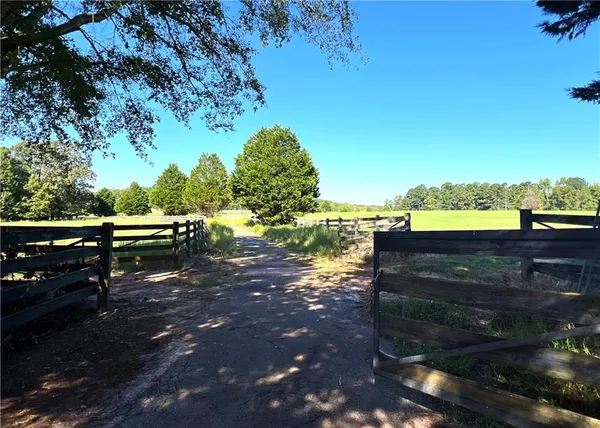 $2,490,000 | 1202 Hodges Circle, Mansfield, GA 30055