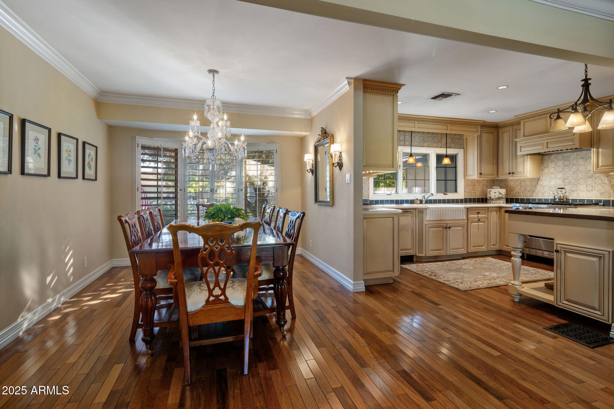 516 West Lawrence Road Phoenix, AZ 85013 - Photo 10 of 65 Dining & Kitchen