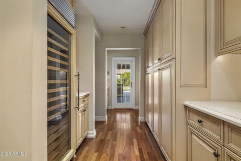 $1,599,000 | 516 West Lawrence Road, Phoenix, AZ 85013