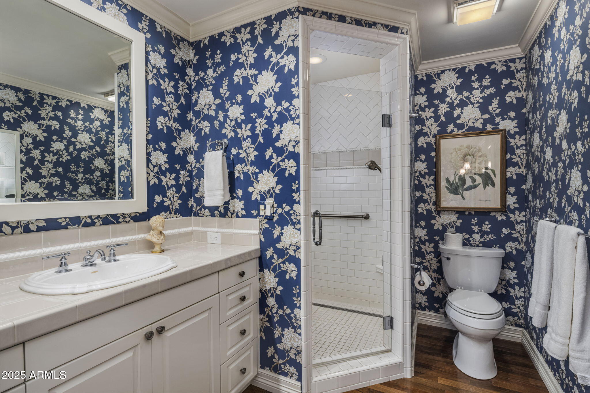 516 West Lawrence Road Phoenix, AZ 85013 - Photo 25 of 65 a bathroom with a sink toilet and shower