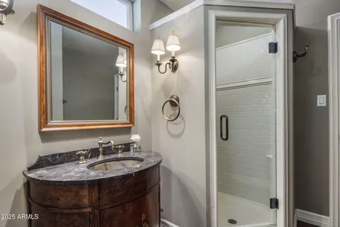 $1,599,000 | 516 West Lawrence Road, Phoenix, AZ 85013