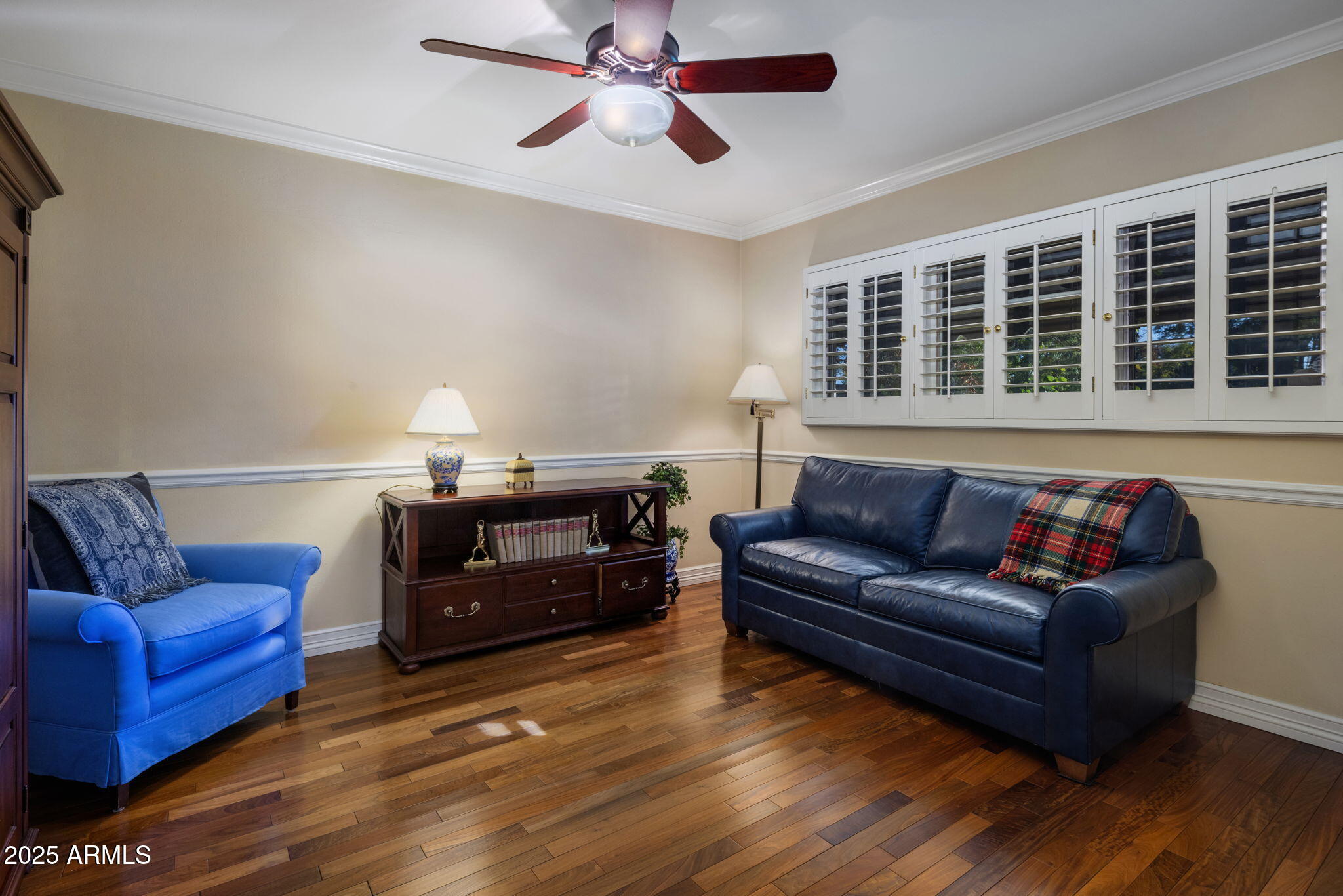 516 West Lawrence Road Phoenix, AZ 85013 - Photo 34 of 65 a living room with furniture and a fireplace