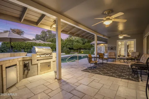 $1,599,000 | 516 West Lawrence Road, Phoenix, AZ 85013