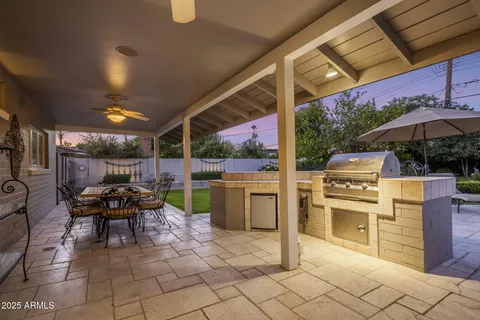 $1,599,000 | 516 West Lawrence Road, Phoenix, AZ 85013