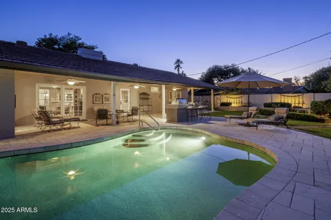 $1,599,000 | 516 West Lawrence Road, Phoenix, AZ 85013