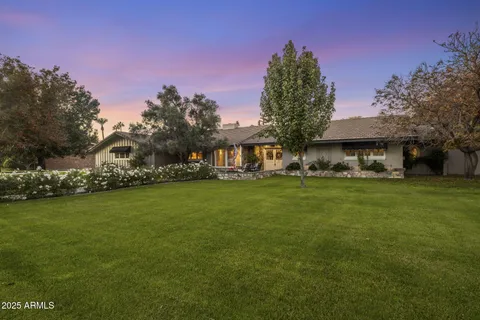$1,599,000 | 516 West Lawrence Road, Phoenix, AZ 85013