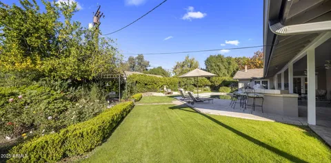 $1,599,000 | 516 West Lawrence Road, Phoenix, AZ 85013