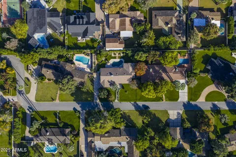 $1,599,000 | 516 West Lawrence Road, Phoenix, AZ 85013