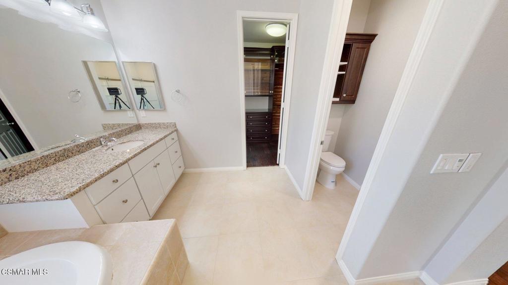 2816 Bella Court Simi Valley, CA 93065 - Photo 22 of 46